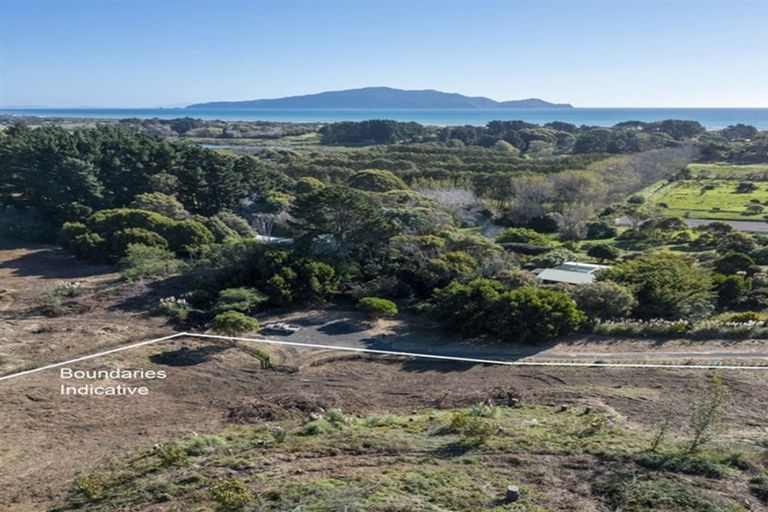 Photo of property in 191 Peka Peka Road, Peka Peka, Waikanae, 5391