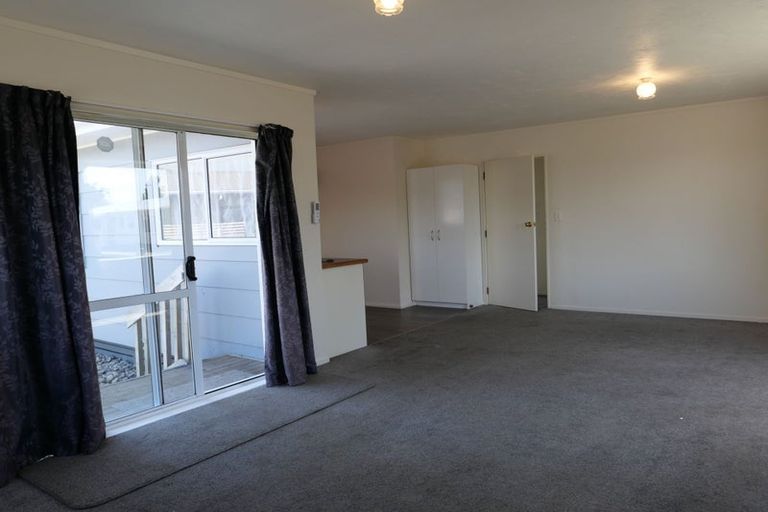 Photo of property in 23 Pukeko Street, Paraparaumu, 5032