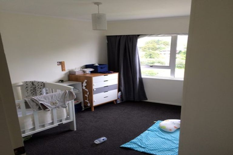 Photo of property in 11 Retter Street, Paparangi, Wellington, 6037