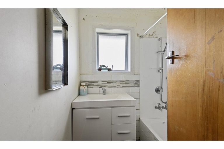 Photo of property in 415 Breezes Road, Aranui, Christchurch, 8061