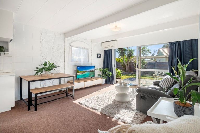 Photo of property in 1/18 Gobray Crescent, Mount Maunganui, 3116