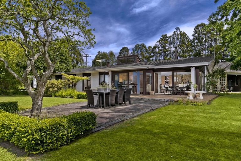 Photo of property in 9 Dysart Lane, Kumeu, 0891