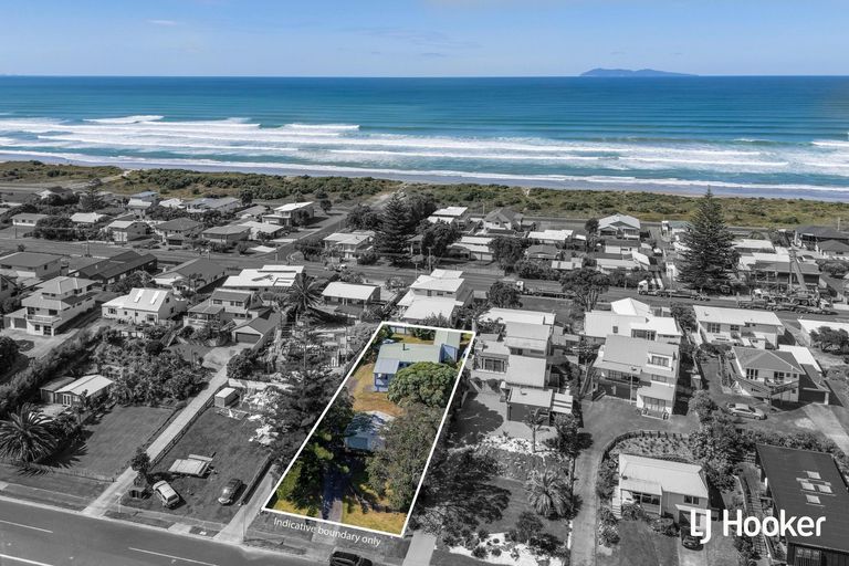 Photo of property in 25 Hanlen Avenue, Waihi Beach, 3611
