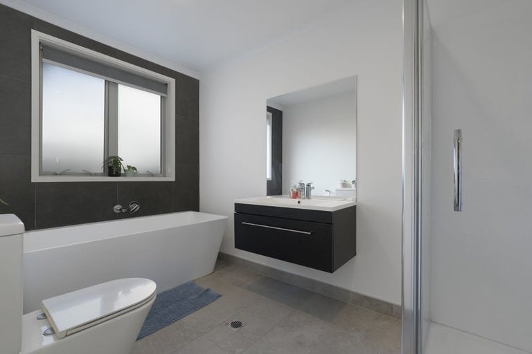 Photo of property in 19 Tamapahore Boulevard, Papamoa Beach, Papamoa, 3118