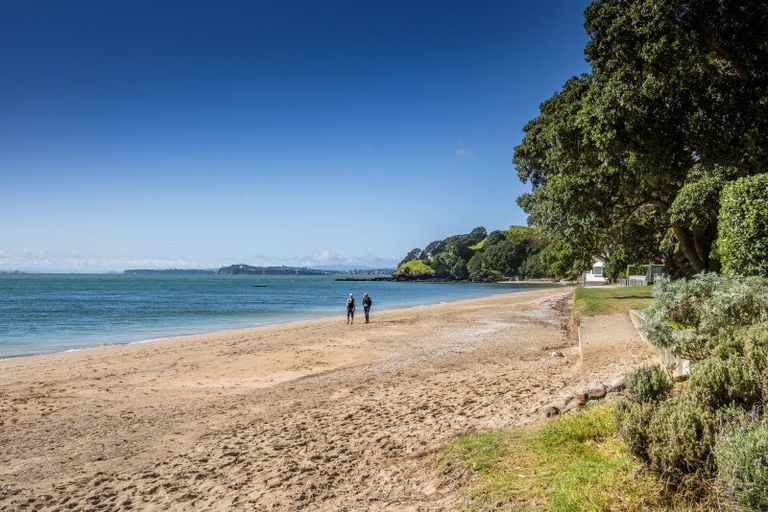 Photo of property in 20a Oxford Terrace, Devonport, Auckland, 0624
