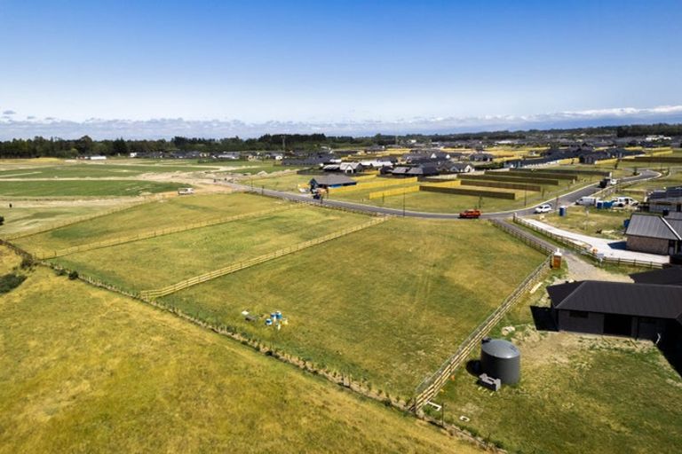 Photo of property in 67 Ridgeland Way, West Melton, 7618