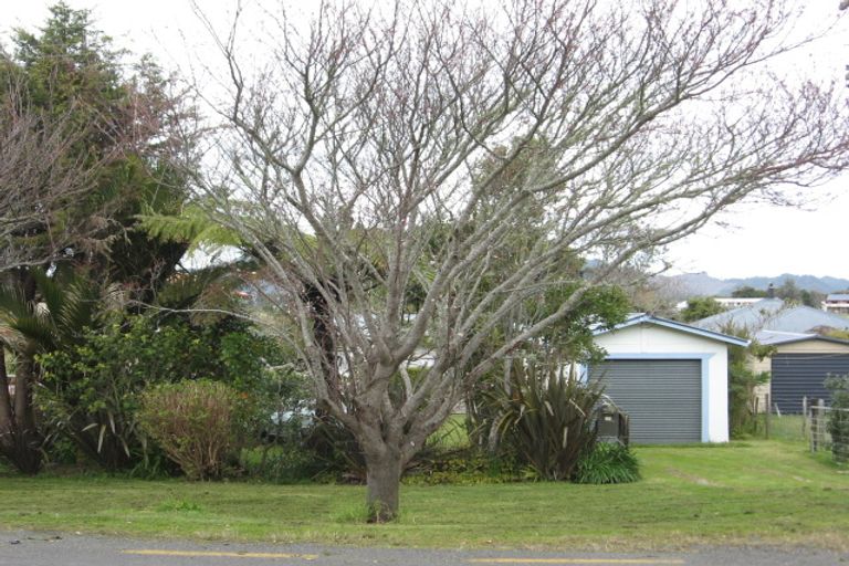 Photo of property in 59 Ocean Beach Road, Tairua, 3508