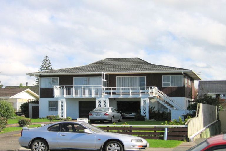 Photo of property in 1/230 Hibiscus Coast Highway, Orewa, 0931