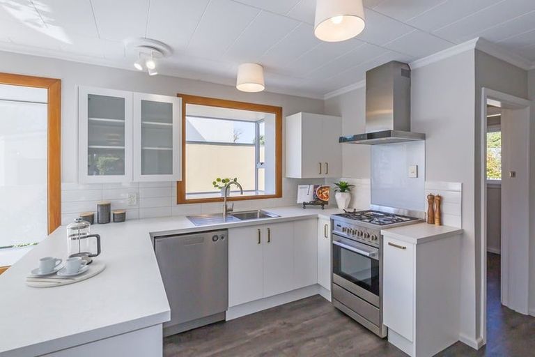 Photo of property in 1/304 Withells Road, Avonhead, Christchurch, 8042