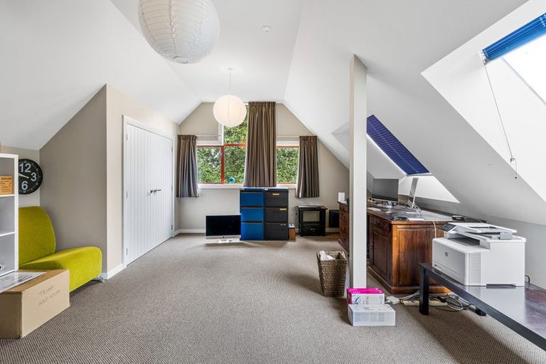 Photo of property in 32 Tirohanga Road, North Taieri, Mosgiel, 9092