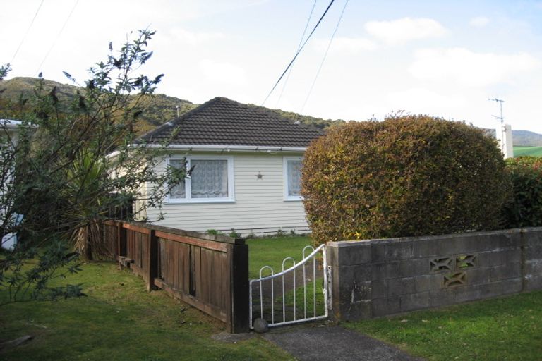 Photo of property in 65 Wood Street, Wainuiomata, Lower Hutt, 5014
