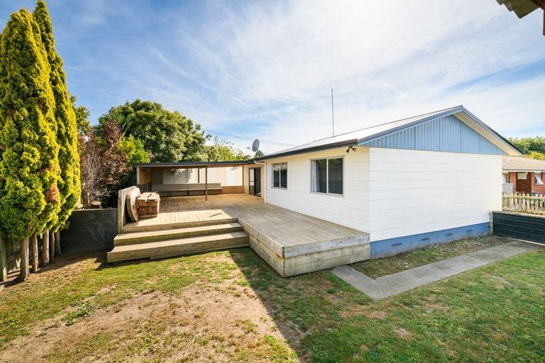 Photo of property in 17 Campbell Street, Feilding, 4702