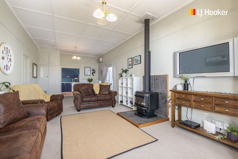 Photo of property in 58 Riccarton Road East, East Taieri, Mosgiel, 9024