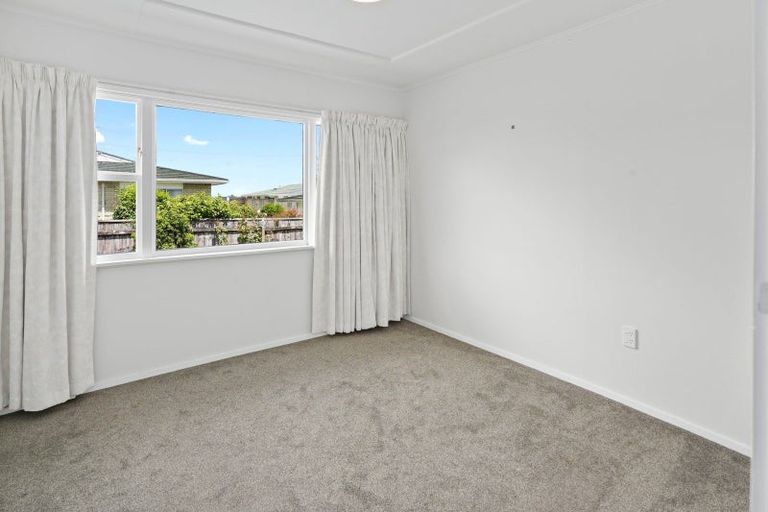 Photo of property in 2/7 Lichfield Street, Stoke, Nelson, 7011