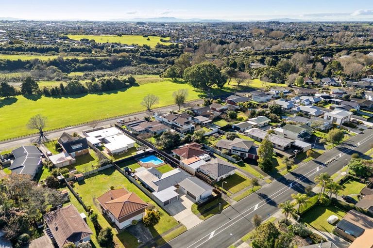 Photo of property in 27 Glen Lynne Avenue, Queenwood, Hamilton, 3210