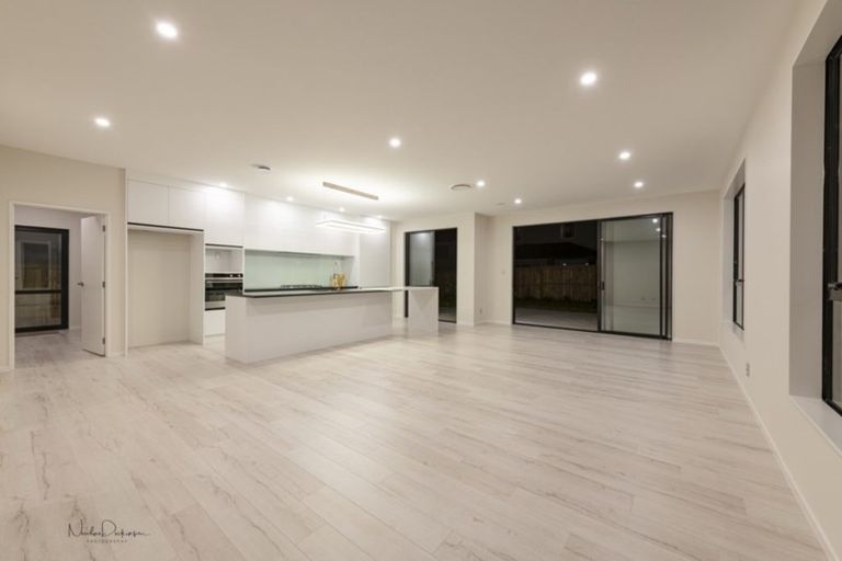 Photo of property in 44 Peihinga Road, Flat Bush, Auckland, 2019