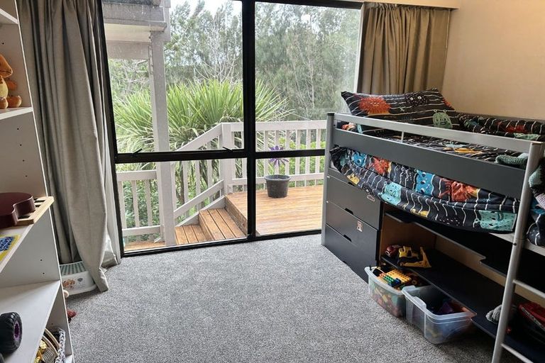 Photo of property in 34 Elizabeth Street, Waikanae, 5036