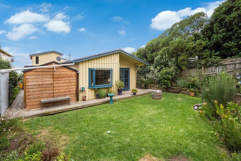 Photo of property in 131 The Parade, Paekakariki, 5034