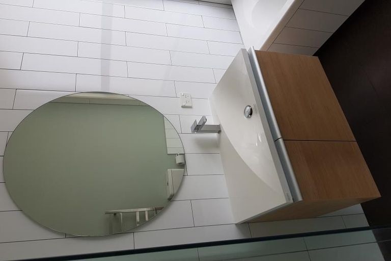 Photo of property in 58c Pekanga Road, Normandale, Lower Hutt, 5010