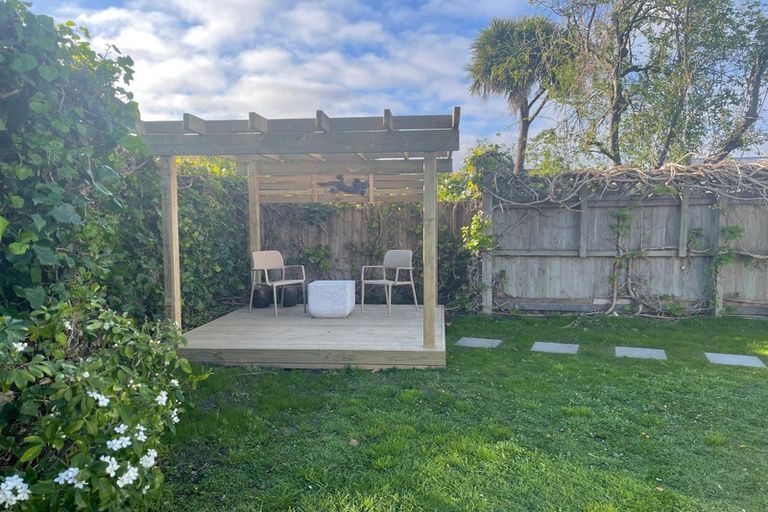 Photo of property in 126 Bristol Street, St Albans, Christchurch, 8014