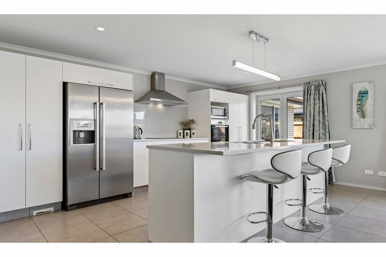 Photo of property in 77 Beaumont Drive, Rolleston, 7614