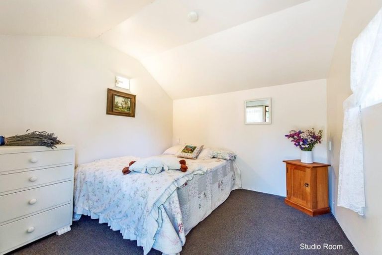 Photo of property in 16 Brook Street, Southbridge, 7602