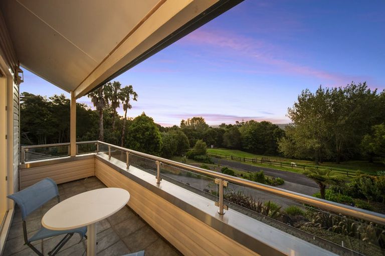 Photo of property in 104 Awanui Rise, Papakura, 2582