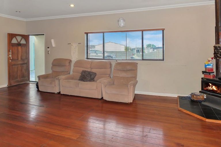 Photo of property in 11a Chaffey Street, Foxton Beach, Foxton, 4815