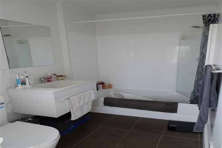 Photo of property in 10/71 Estuary Road, New Brighton, Christchurch, 8061