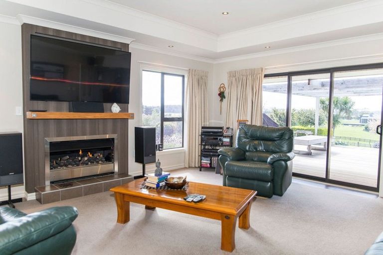 Photo of property in 145 Smith Road, Dannevirke, 4978