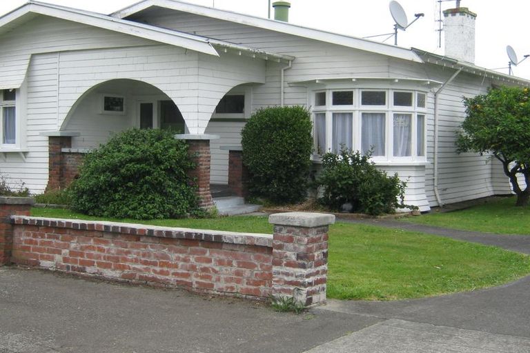 Photo of property in 21 Aroha Street, Takaro, Palmerston North, 4410