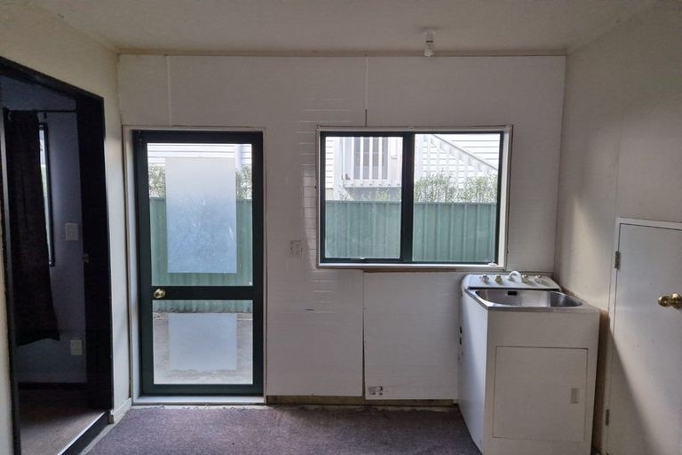 Photo of property in 42 Faraday Street, Hospital Hill, Napier, 4110