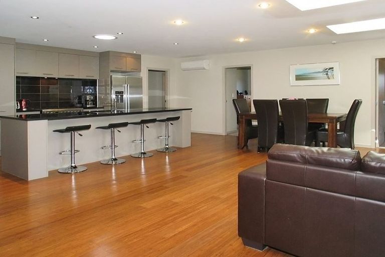 Photo of property in 77 Aotea Drive, Aotea, Porirua, 5024