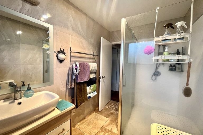 Photo of property in 31 Jandell Crescent, Bucklands Beach, Auckland, 2014