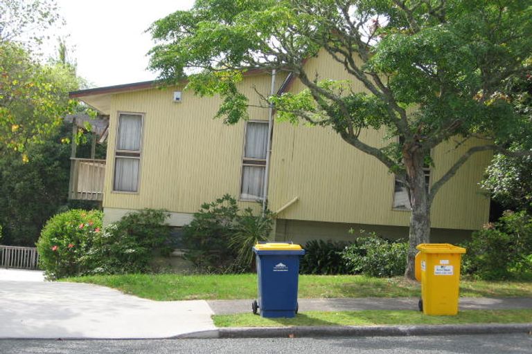 Photo of property in 154 Stapleford Crescent, Browns Bay, Auckland, 0630