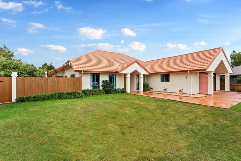 Photo of property in 20 Milesbrook Close, Rangiora, 7400