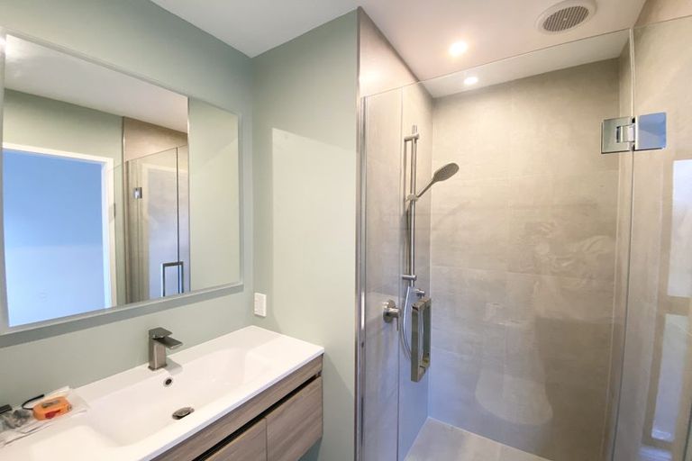 Photo of property in 138 Weatherly Road, Torbay, Auckland, 0630