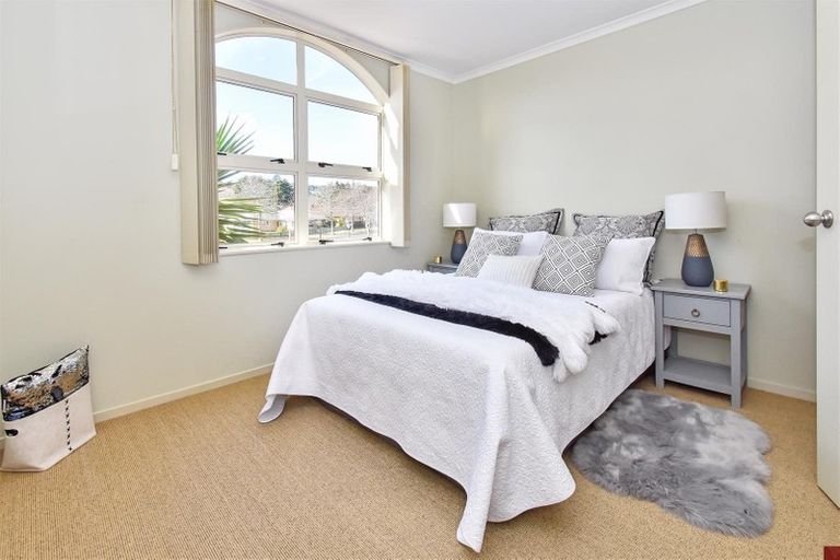 Photo of property in 8 Lime Crescent, Papakura, 2110