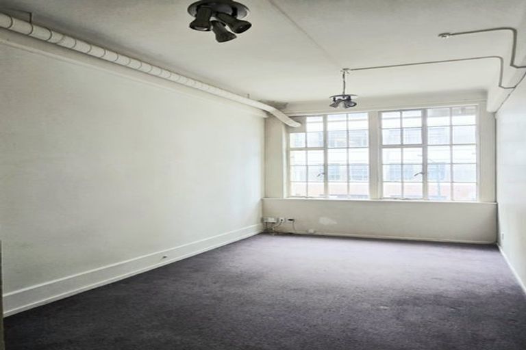 Photo of property in Haight Ashbury House, 1/11a Johnston Street, Wellington Central, Wellington, 6011
