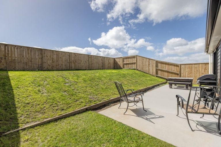 Photo of property in 73 Ridge Drive, Omokoroa, 3114