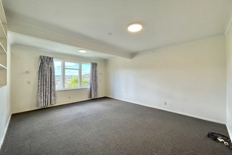 Photo of property in 14 Terawhiti Terrace, Karori, Wellington, 6012