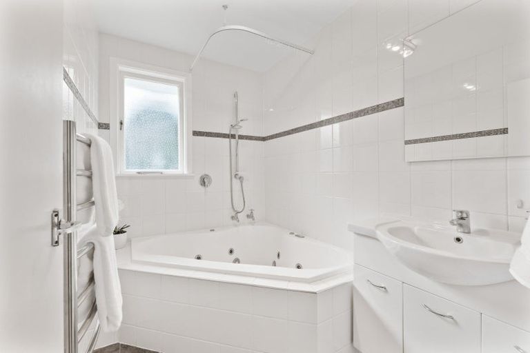 Photo of property in 29 Broadhead Avenue, Tawhero, Whanganui, 4501