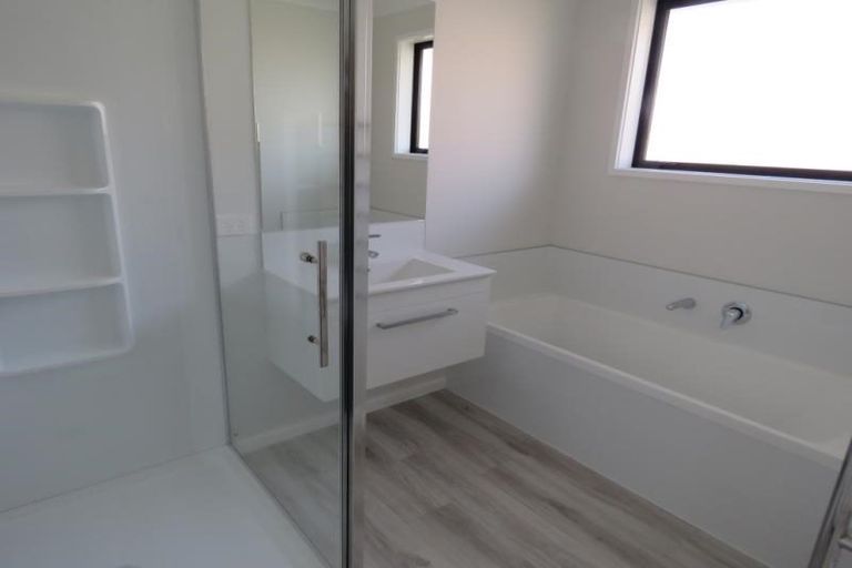 Photo of property in 19 Te Wharo Drive, Papamoa, 3118