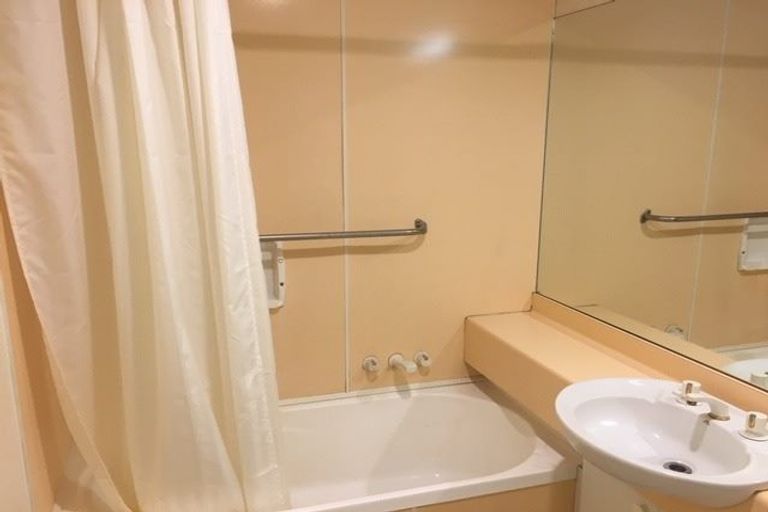 Photo of property in 6/55 Carlton Mill Road, Merivale, Christchurch, 8014