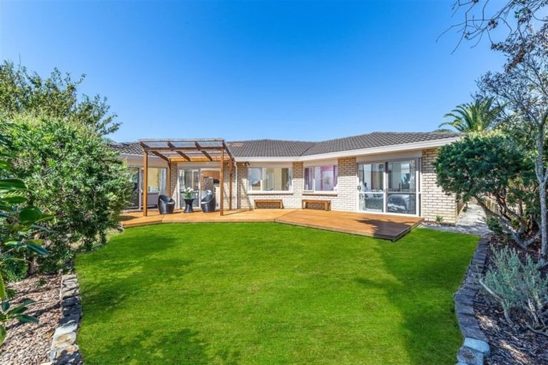 Photo of property in 143 Sturges Road, Henderson, Auckland, 0612