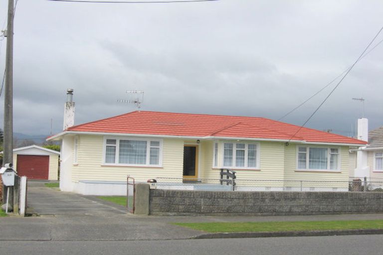 Photo of property in 42 Winchester Street, Levin, 5510