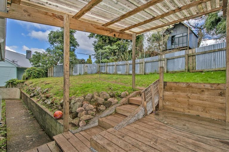 Photo of property in 3 Holmes Avenue, Otangarei, Whangarei, 0112