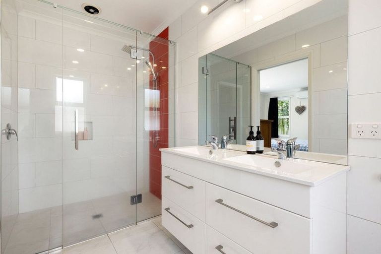 Photo of property in 13 Tiaki Way, Cambridge, 3434