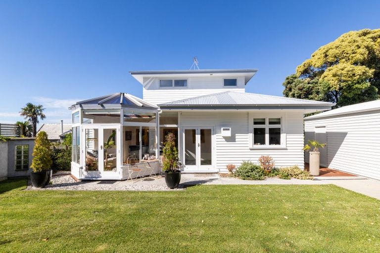 Photo of property in 117 Priestley Terrace, Bluff Hill, Napier, 4110