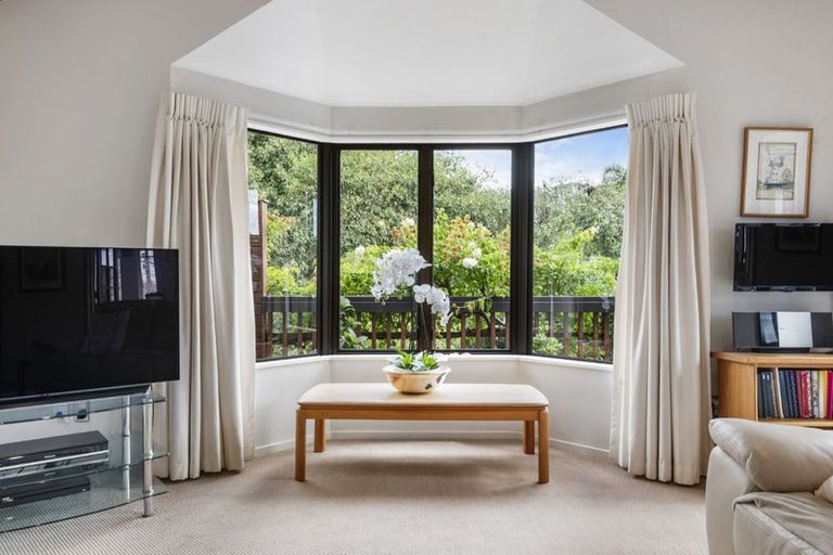 Photo of property in 5 Penzance Road, Mairangi Bay, Auckland, 0630